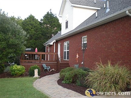2nd image of 1159 Lakes Edge Dr