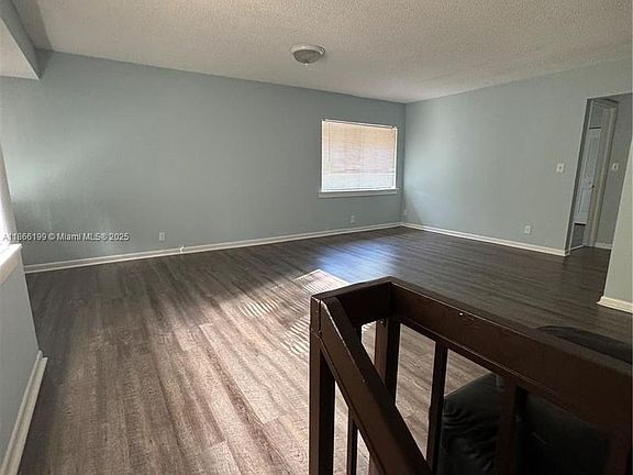 4th image of 167 Wimbledon Lake Dr #167
