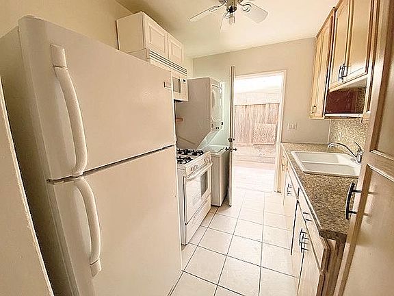 4th image of 5573 Margaret Ave