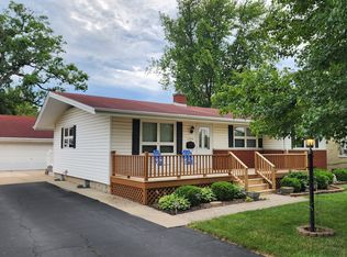 1286 Rohe Ln, Crete, IL 60417