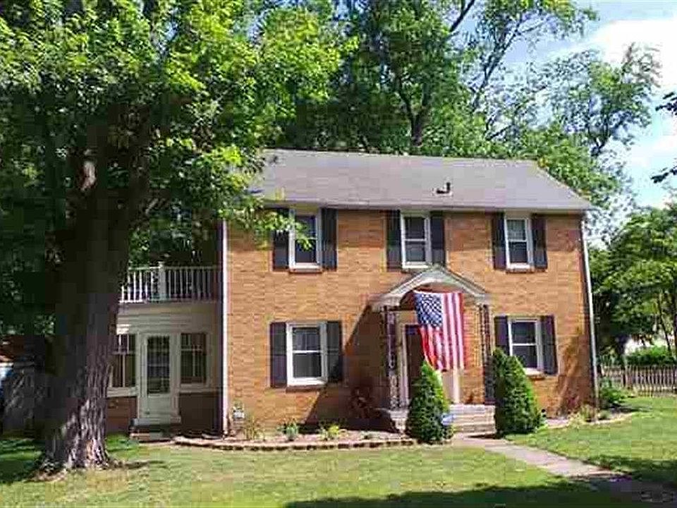 1st image of 19615 Paxson Dr S