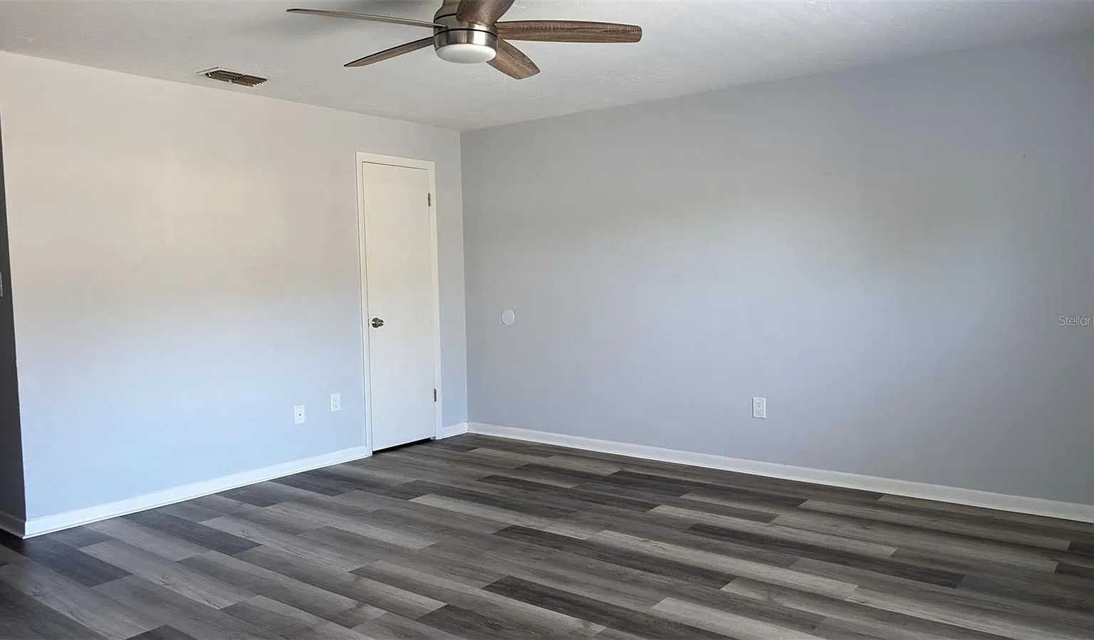 2 bed, 1.5 bath, 900 sqft, $1,150 — Photo 4