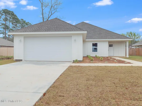 3300 N 9th St, Ocean Springs, MS 39564
