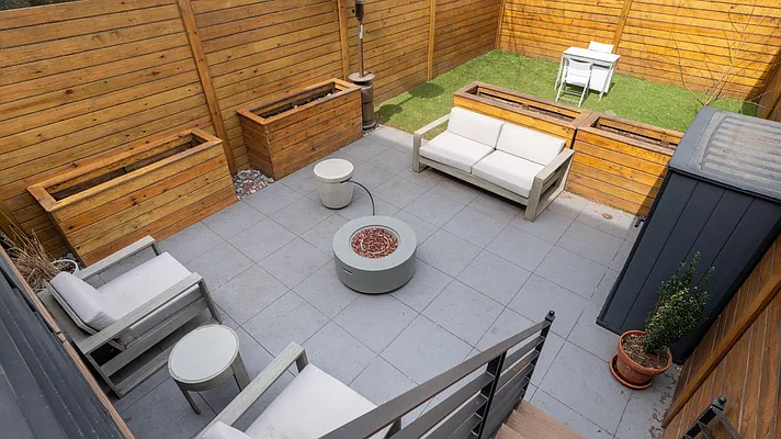 Rented by ISRAEL A Burns, LREB | media 4