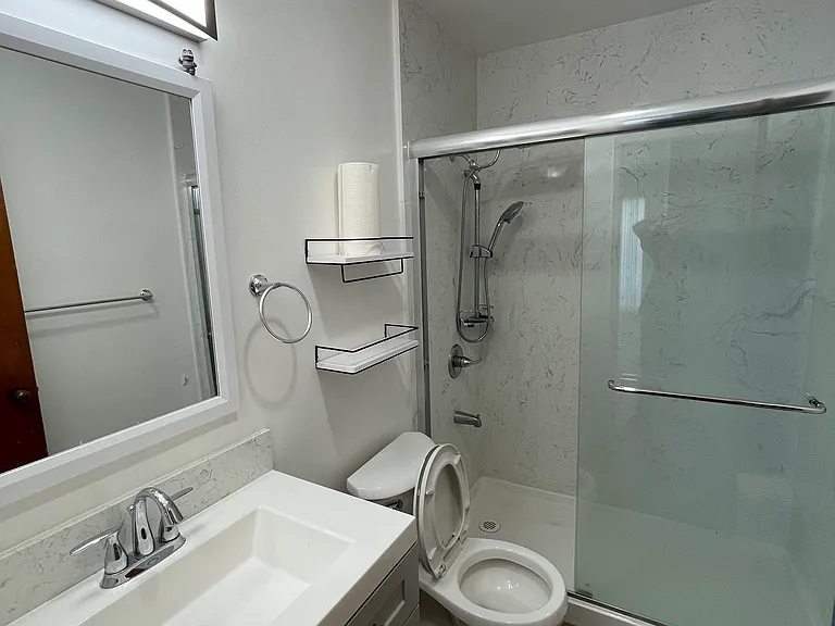330 8th St #5D — Photo 6