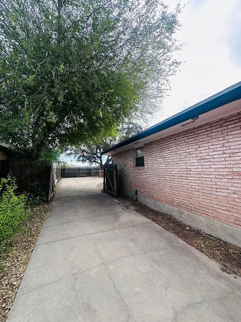 3 Bedroom Home for rent — Photo 4