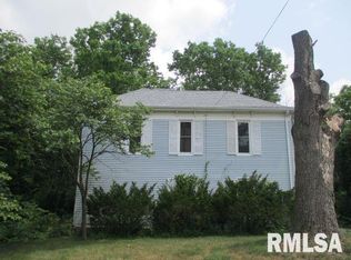 324 S 10th St, Hamilton, IL 62341