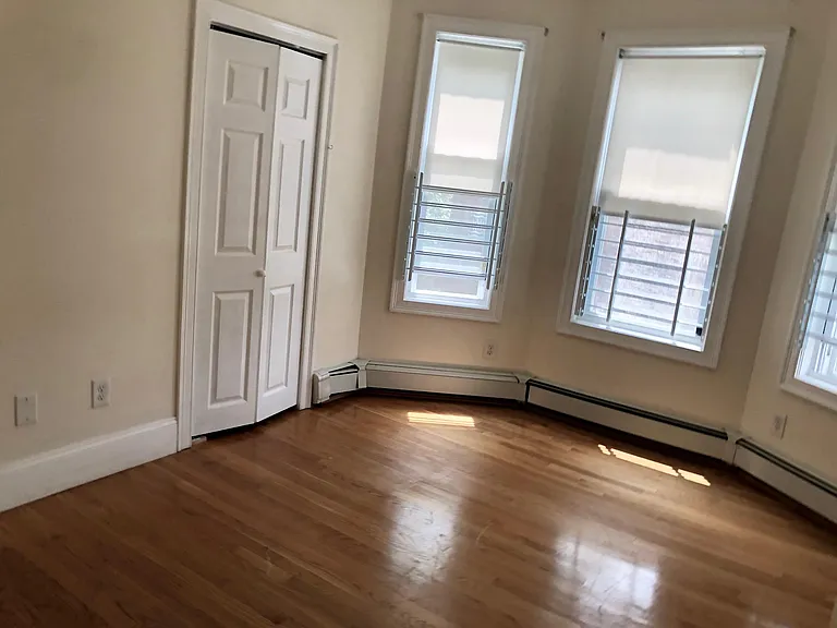 14 Schiller St #3C — Photo 3