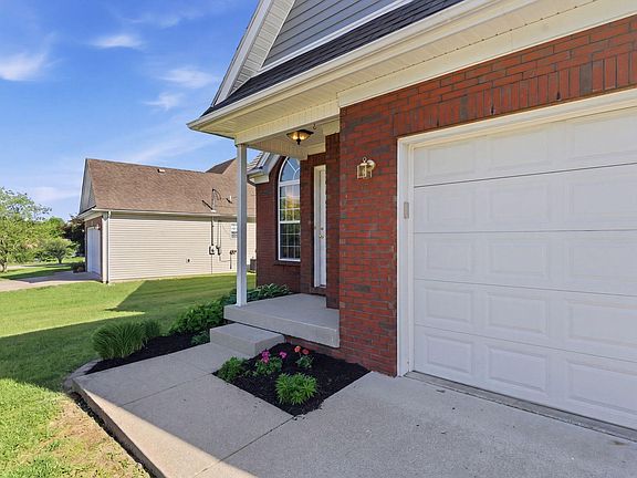4th image of 436 Forest Ridge Dr