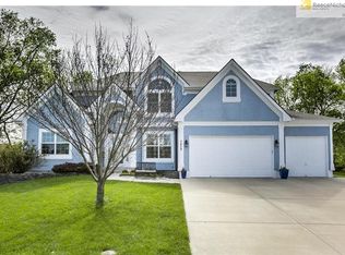 3439 SW Windemere Dr, Lees Summit, MO 64082