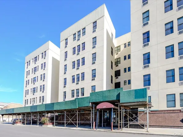 25 W Broadway #417, Long Beach, NY 11561