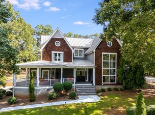 2620 E Piney Point Dr, Douglasville, GA 30135