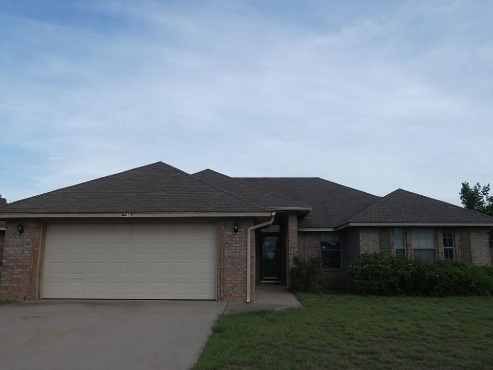1st image of 4410 SW Parkway Dr
