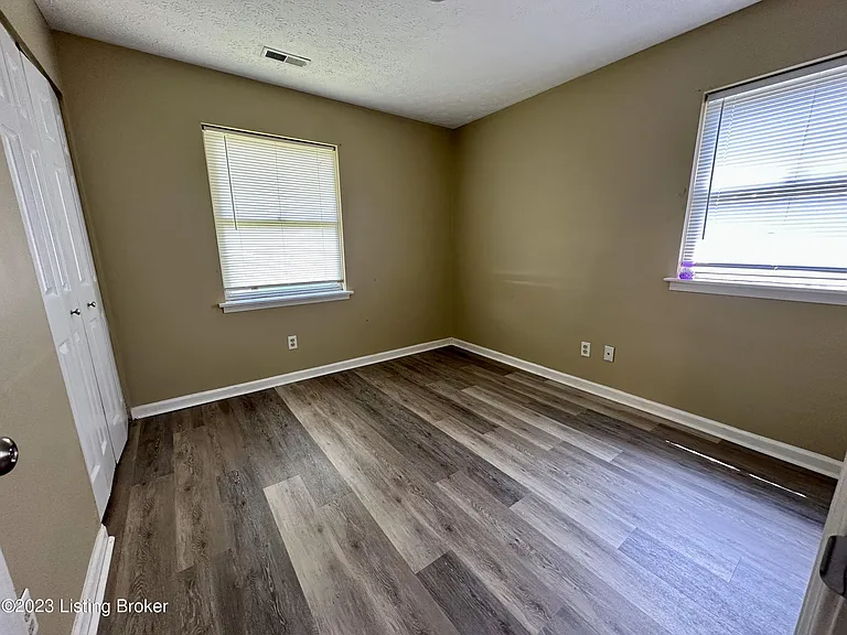 8908 Bluebell Dr — Photo 7