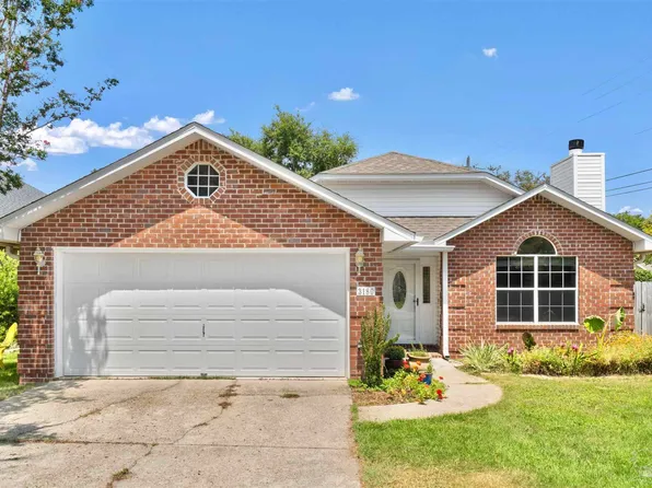 3180 Leesburg Sq, Pensacola, FL 32504