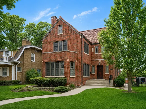 10337 S Hamilton Ave, Chicago, IL 60643