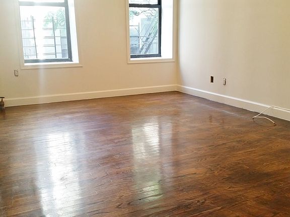 3rd image of 507 W 147th St #2