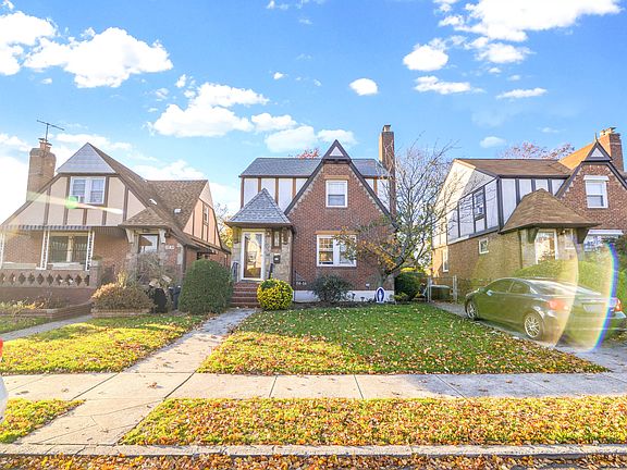 3rd image of 118-54 221st St