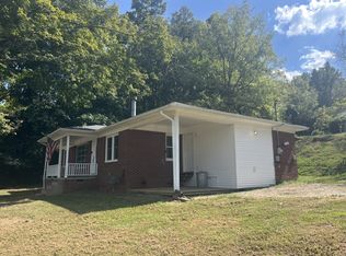 305 Folger St, Waynesboro, TN 38485