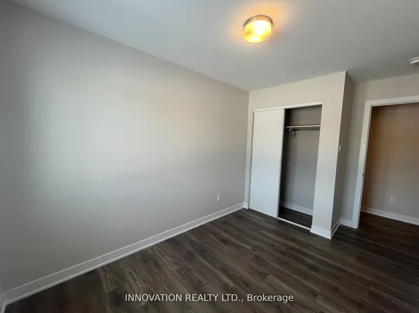 538 Promontory Pl, Ottawa, ON K2J 7H2