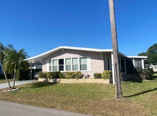 5718 Seven Oaks Dr, Sarasota, FL 34241