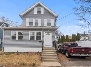 9 Sycamore St, Bloomfield, NJ 07003