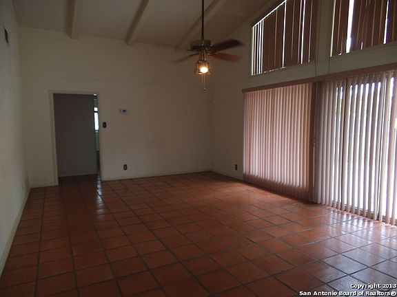 5th image of 9923 Tioga Dr