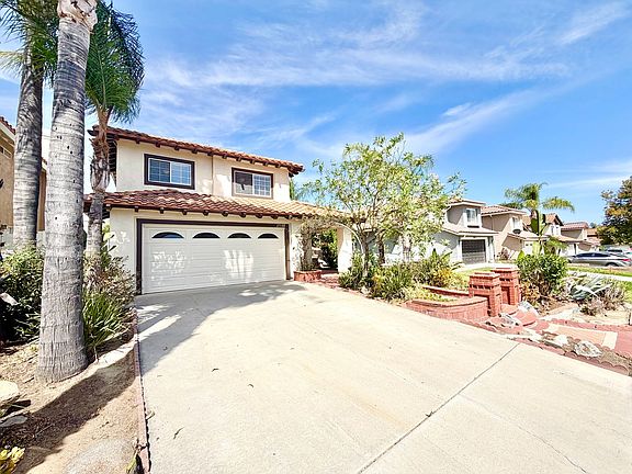 2nd image of 25188 Via Las Lomas