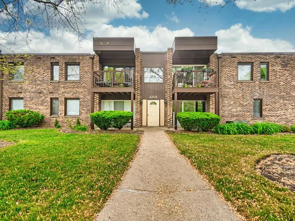 1201 Pleasant Run Dr APT 312, Wheeling, IL 60090
