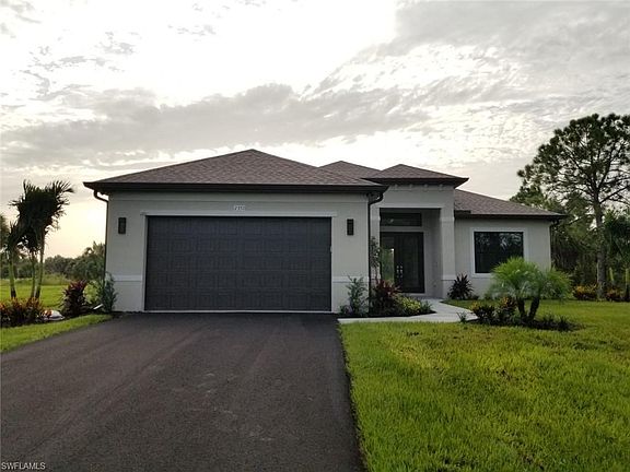 4th image of 2350 Everglades Blvd S