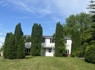 6836-6838 Enge Dr, West Bend, WI 53090