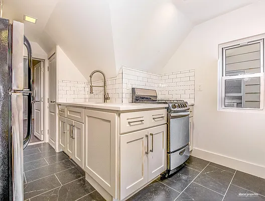 Rented by Abacus Properties | media 2