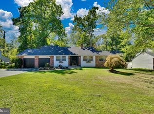 18 Lawrence Rd, Norristown, PA 19403