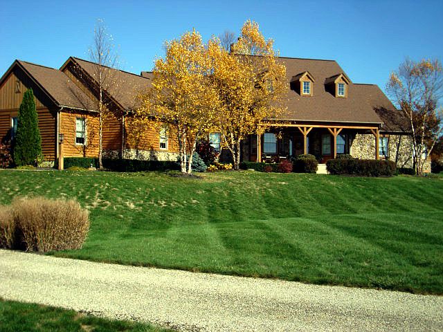 1st image of 150 Hidden Creek Dr