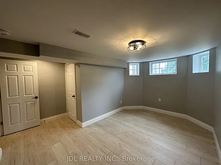 46 Monique Cres N #BASEMENT — Photo 7
