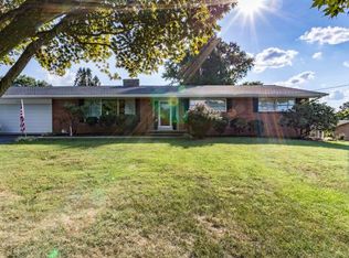 2225 Charsley Rd, Kingsport, TN 37660