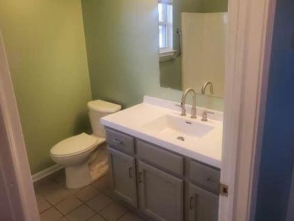 5th image of 2503 8th St #2507