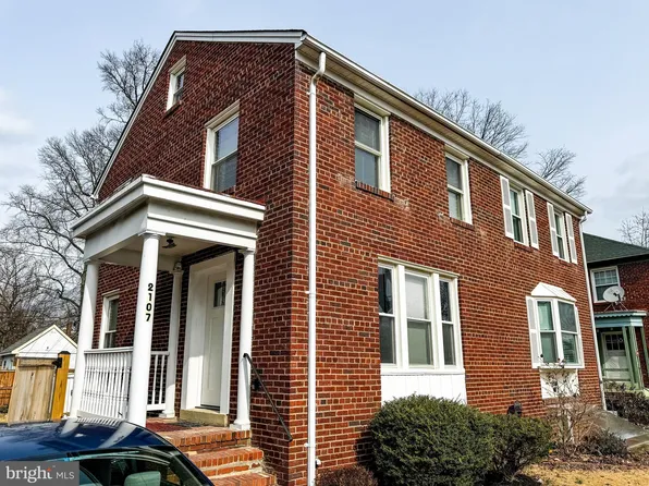 2107 27th St S, Arlington, VA 22206