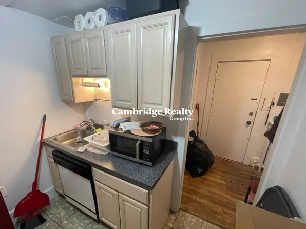 52 Fenway #1T, Boston, MA 02215