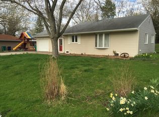 23 Johnathan Rd, Lake Zurich, IL 60047