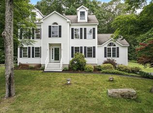 72 Lowell Rd, Windham, NH 03087