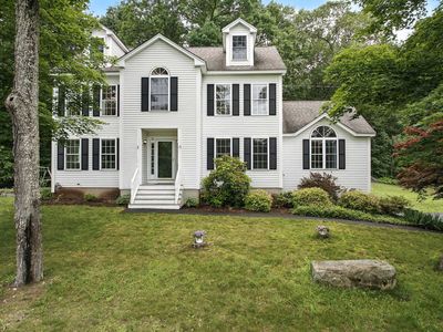 72 Lowell Road, Windham, NH, 03087