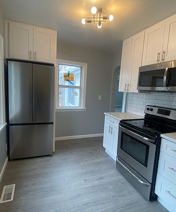 4th image of 1211 E 346th St