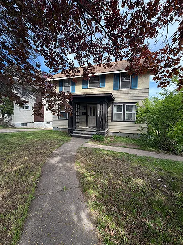 1828 Woodland Ave Photo 1