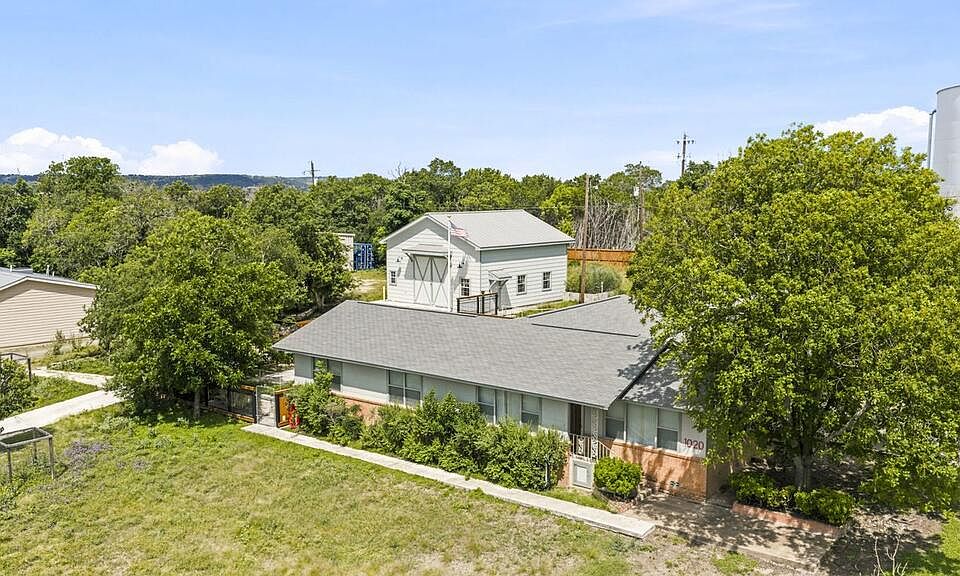 1st image of 1020 Remschel Ave