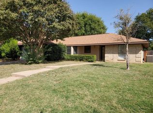 5273 Long Shadows Ln, Abilene, TX 79606