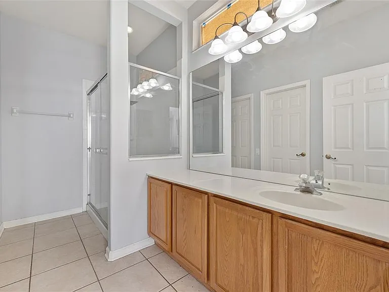 3180 Stonehurst Cir — Photo 14