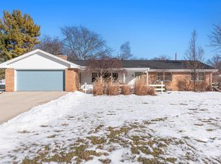 1002 Hales TRAIL, Port Washington, WI 53074