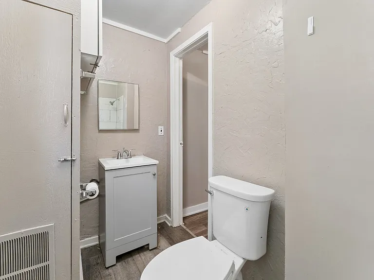 33225 W 83rd St — Photo 15