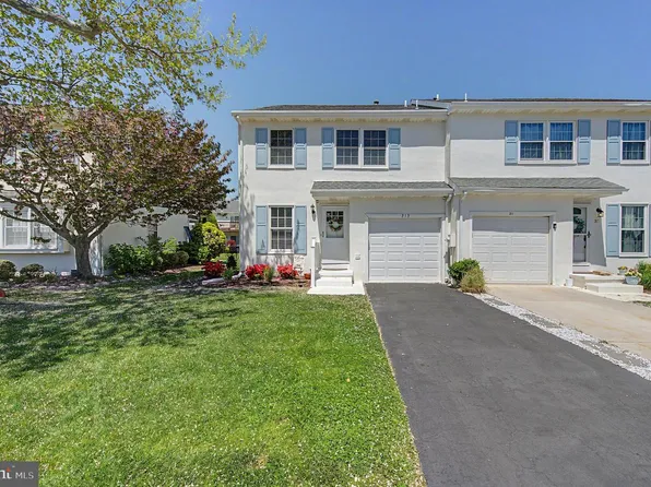313 Seashell Ln, Brigantine, NJ 08203